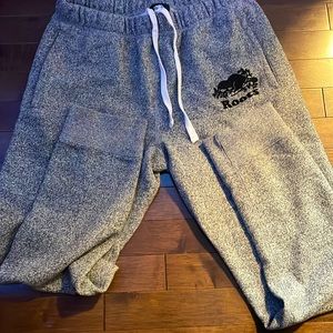 Roots sweatpants size men’s small. Pepper colour way.